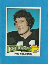 1975 Topps Base Set #320 Phil Villapiano