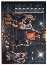 2017 Panini NBA Hoops Lights Camera Action #28 Kawhi Leonard