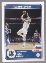 2023 Panini Stickers #67 Luka Doncic