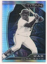 2022 Panini Chronicles Titan Hyper #21 Juan Soto