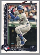 2025 Topps Base Set #18 Orelvis Martinez