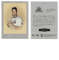 2005 Studio Portraits DK White #31 Mike Piazza