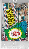 1983 Topps Foldouts #4 Relief Aces