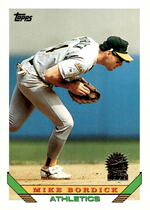 1993 Topps Base Set #639 Mike Bordick