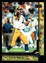 2000 SkyBox Base Set #60 Kurt Warner