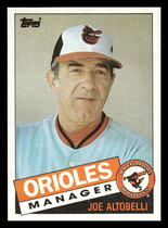 1985 Topps Base Set #574 Joe Altobelli