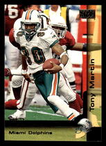 2000 SkyBox Base Set #107 Tony Martin
