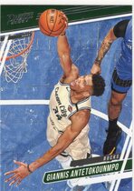 2019 Panini Chronicles #62 Giannis Antetokounmpo