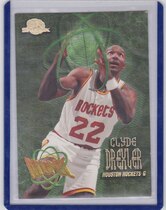 1995 SkyBox Premium Atomic #A14 Clyde Drexler