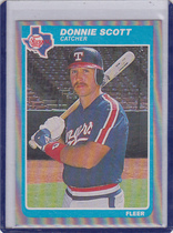 1985 Fleer Base Set #568 Donnie Scott