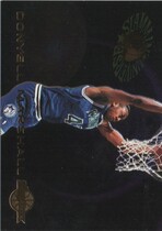 1994 SkyBox Slammin' Universe #13 Donyell Marshall