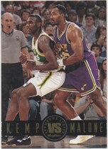 1993 SkyBox Showdown Series #7 S Kemp vs K Malone