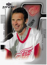 2001 Upper Deck MVP #69 Dominik Hasek