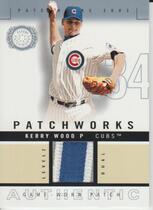2003 Fleer Patchworks Game-Worn Patch Level 2 Dual #6PWDC Kerry Wood