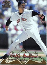 1998 Pacific Paramount Gold #22 Pedro Martinez