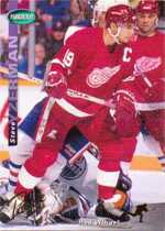 1994 Parkhurst SE Gold #SE55 Steve Yzerman