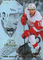 2012 Fleer Retro Flair Showcase Row 2 #40 Pavel Datsyuk