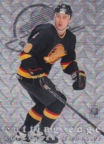 1995 Donruss Elite Cutting Edge #7 Alexander Mogilny