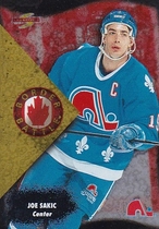 1995 Score Border Battle #4 Joe Sakic