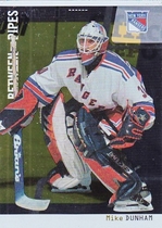 2002 BAP Between the Pipes Prototype Gold #12 Mike Dunham