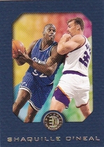 1995 SkyBox E-XL Blue Border #60 Shaquille O'Neal