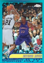 2001 Topps Chrome Refractors #107 Antonio Davis