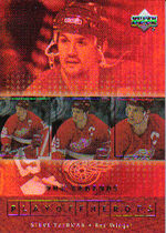 2000 Upper Deck Legends Playoff Heroes #PH2 Steve Yzerman