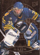 1995 Ultra Gold Medallion #18 Domink Hasek