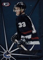 2001 Pacific Heads-Up Breaking the Glass #20 Henrik Sedin