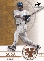 2001 SP Game Bat Edition Lumber Yard #8 Sammy Sosa