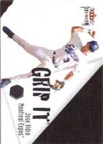 2001 Fleer Premium Grip It and Rip It #8GR Vladimir Guerrero|Jose Vidro