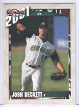 2001 Team Best Base Set #9 Josh Beckett
