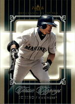 2005 Fleer Classic Clippings #41 Ichiro Suzuki