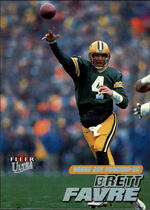 2001 Ultra Base Set #127 Brett Favre