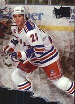 1995 Metal Base Set #99 Luc Robitaille