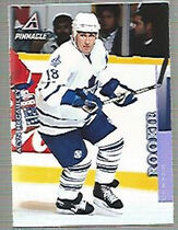 1997 Pinnacle Base Set #18 Alyn McCauley