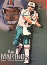 1999 SkyBox Molten Metal #68 Dan Marino