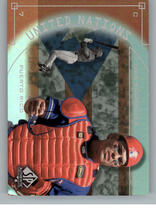 2000 SP Authentic United Nations #UN9 Ivan Rodriguez