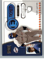 2000 SkyBox E-Ticket #9ET Tony Gwynn