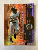 2000 Upper Deck Ionix Shockwave #S6 Barry Bonds