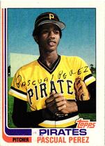 1982 Topps Base Set #383 Pascual Perez