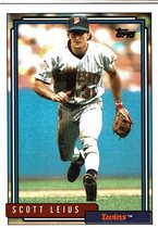 1992 Topps Base Set #74 Scott Leius