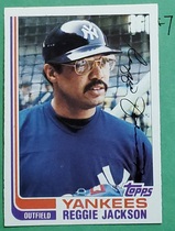 1982 Topps Base Set #300 Reggie Jackson