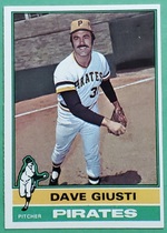 1976 Topps Base Set #352 Dave Giusti