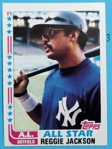 1982 Topps Base Set #551 Reggie Jackson