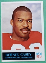 1965 Philadelphia Base Set #172 Bernie Casey