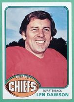 1976 Topps Base Set #308 Len Dawson