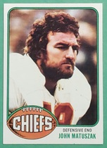 1976 Topps Base Set #403 John Matuszak