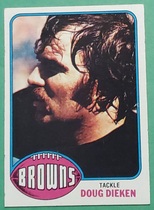 1976 Topps Base Set #438 Doug Dieken