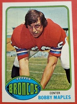 1976 Topps Base Set #384 Bobby Maples